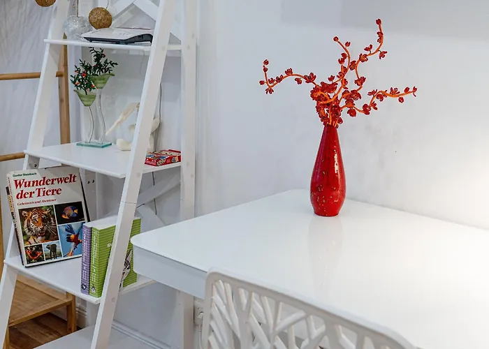 Prima New - Stylish - Town Hall Near - High-quality Beds & Linen - Full Kitchen - 4k Smart Tv - Elevator - For Up To 7 Guests - Free Overnight Ug Parking 20-30- 9-30 Oclock Near 28 Parking Spaces If Available Apartment Augsburg