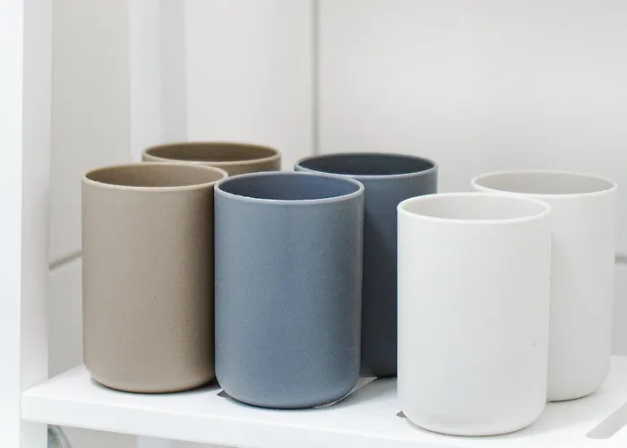 Prima New - Stylish - Town Hall Near - High-quality Beds & Linen - Full Kitchen - 4k Smart Tv - Elevator - For Up To 7 Guests - Free Overnight Ug Parking 20-30- 9-30 Oclock Near 28 Parking Spaces If Available Augsburg